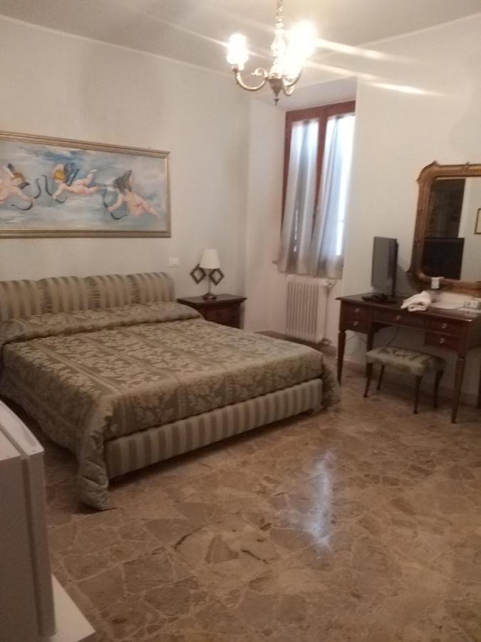 Antica Casa Di Famiglia Ξενοδοχείο Castiglione del Lago Εξωτερικό φωτογραφία