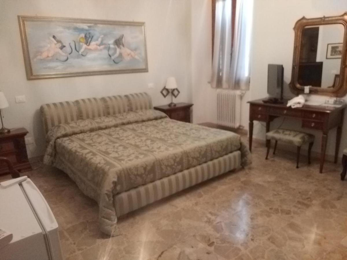 Antica Casa Di Famiglia Ξενοδοχείο Castiglione del Lago Εξωτερικό φωτογραφία